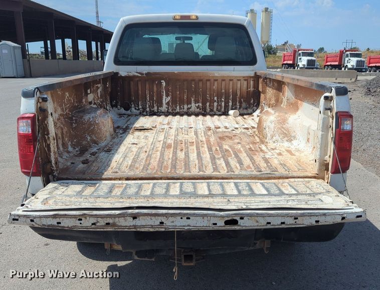 image for item NG9917 2012 Ford  F250 Super Duty Crew Cab pickup truck