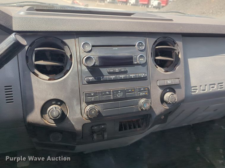 image for item NG9917 2012 Ford  F250 Super Duty Crew Cab pickup truck