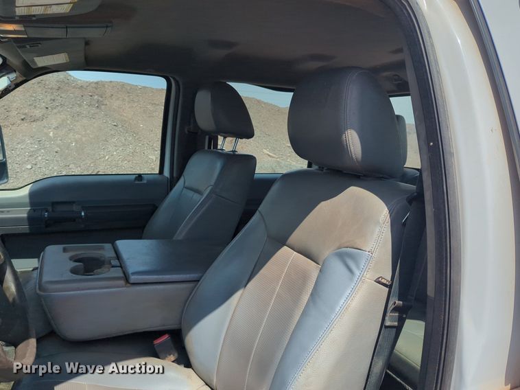 image for item NG9917 2012 Ford  F250 Super Duty Crew Cab pickup truck