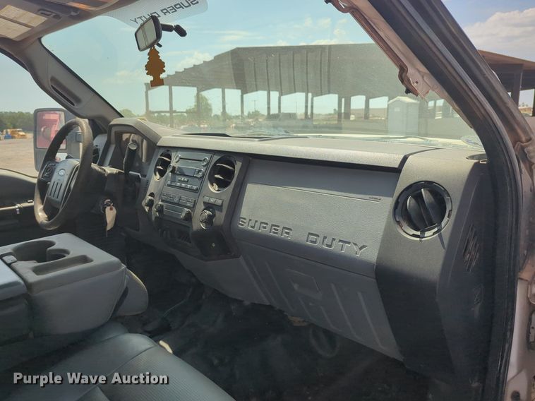 image for item NG9917 2012 Ford  F250 Super Duty Crew Cab pickup truck