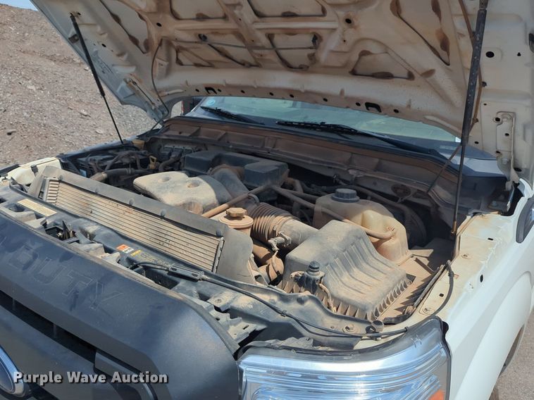 image for item NG9917 2012 Ford  F250 Super Duty Crew Cab pickup truck