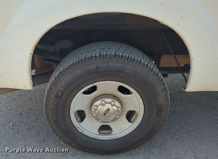 image for item NG9917 2012 Ford  F250 Super Duty Crew Cab pickup truck