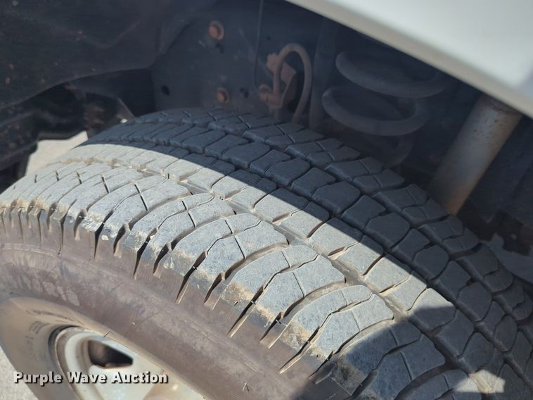 image for item NG9917 2012 Ford  F250 Super Duty Crew Cab pickup truck