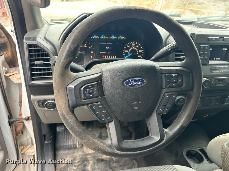 image for item NG9918 2017 Ford  F150 SuperCrew pickup truck