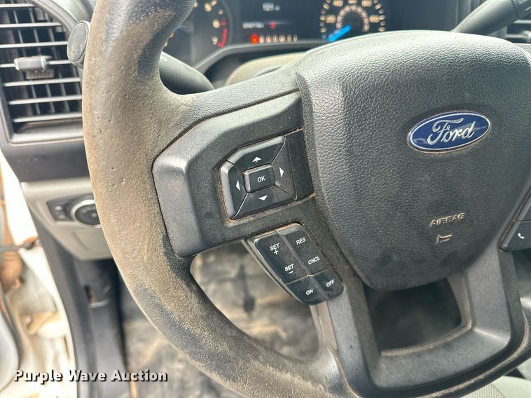 image for item NG9918 2017 Ford  F150 SuperCrew pickup truck