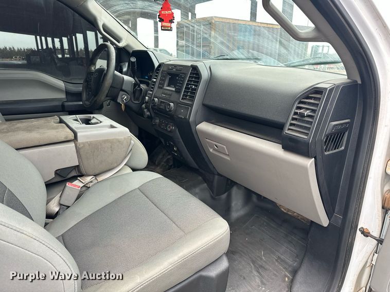 image for item NG9918 2017 Ford  F150 SuperCrew pickup truck