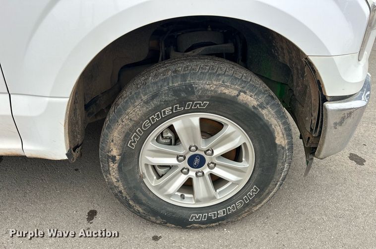 image for item NG9918 2017 Ford  F150 SuperCrew pickup truck