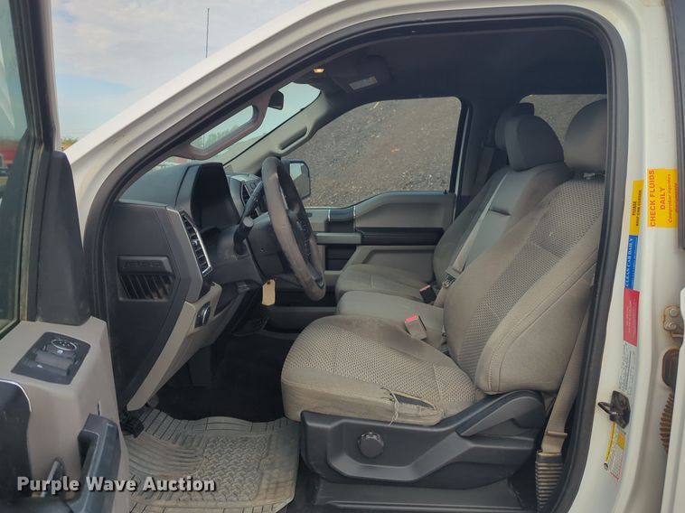 image for item NG9920 2016 Ford F150 SuperCrew pickup truck