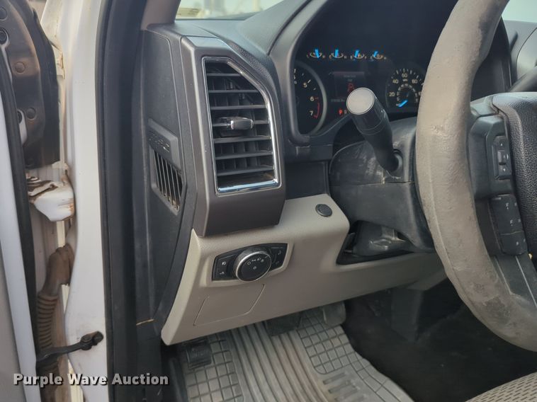 image for item NG9920 2016 Ford F150 SuperCrew pickup truck