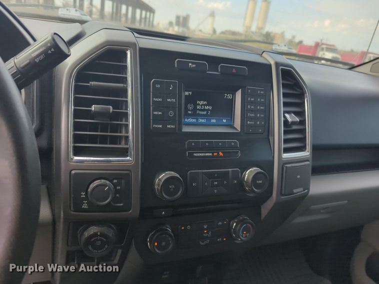 image for item NG9920 2016 Ford F150 SuperCrew pickup truck