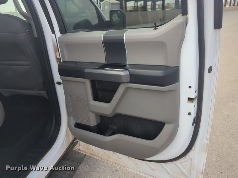 image for item NG9920 2016 Ford F150 SuperCrew pickup truck