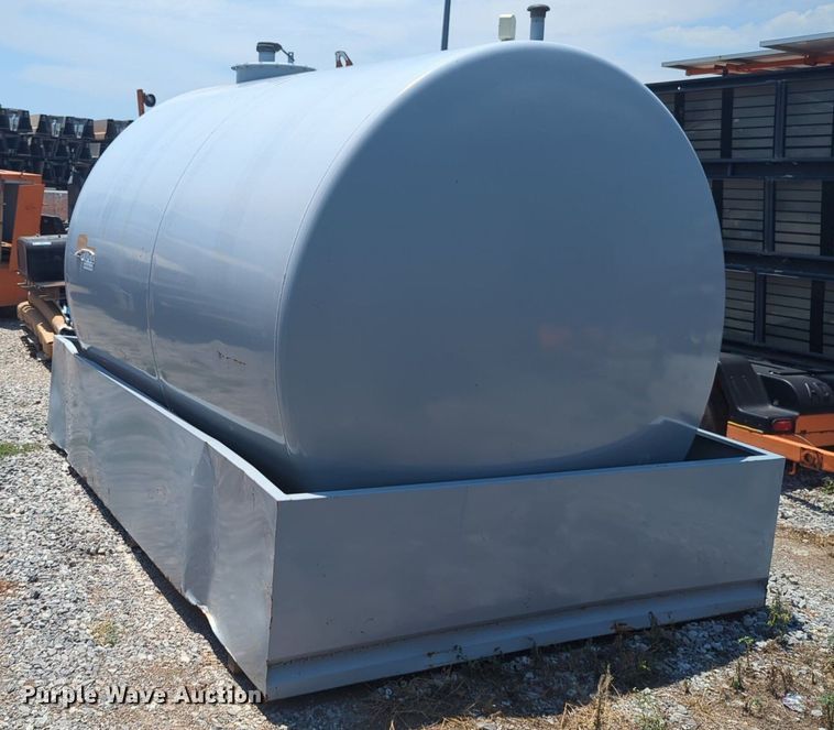 image for item NG9980 2020 4-Fuel 4F2300 diesel tank