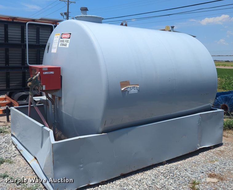 image for item NG9980 2020 4-Fuel 4F2300 diesel tank