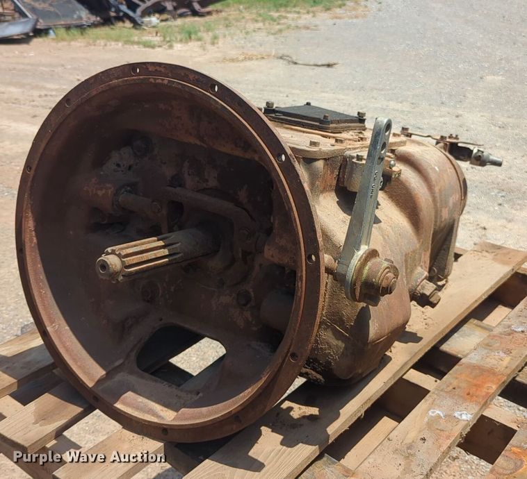 image for item NG9998 Eaton Fuller RT0-12513 transmission