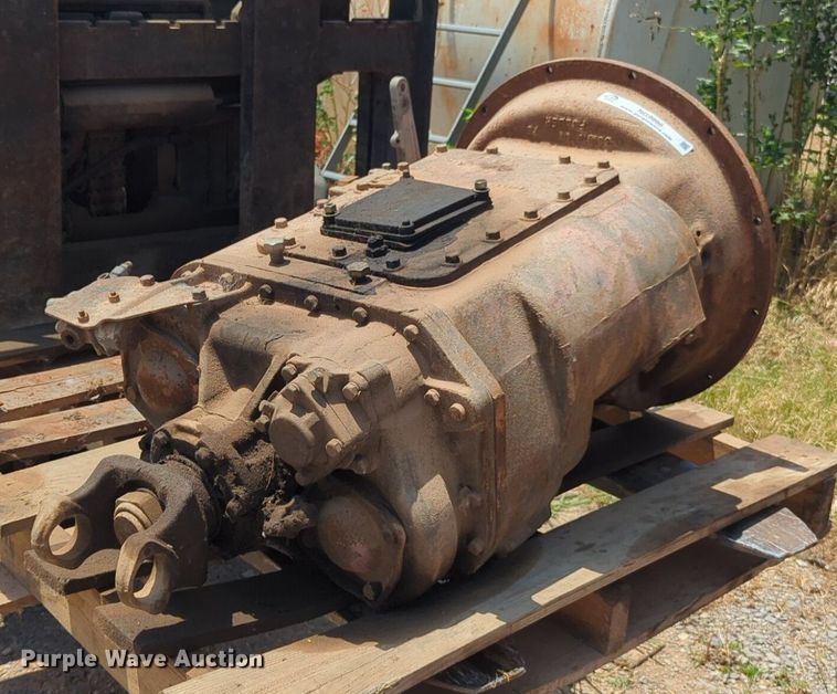 image for item NG9998 Eaton Fuller RT0-12513 transmission