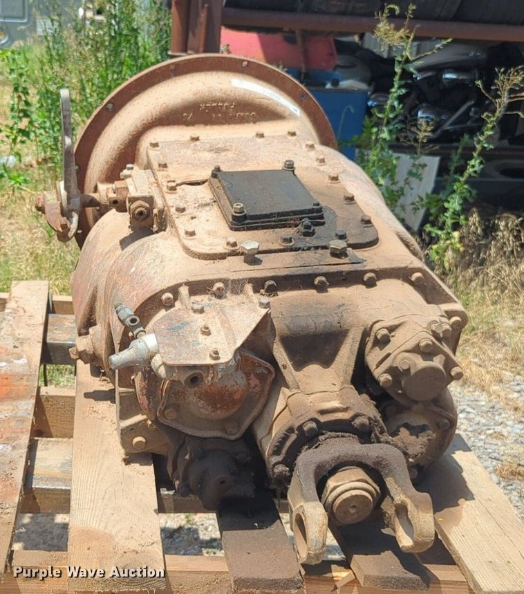 image for item NG9998 Eaton Fuller RT0-12513 transmission