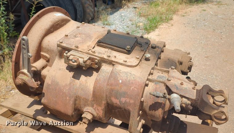 image for item NG9998 Eaton Fuller RT0-12513 transmission