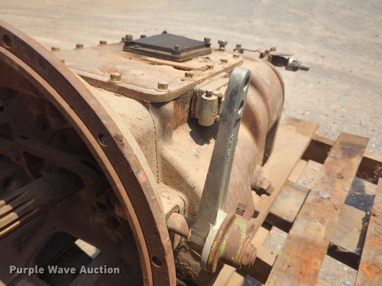 image for item NG9998 Eaton Fuller RT0-12513 transmission