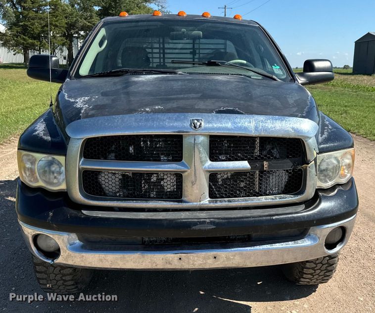image for item NL9842 2004 Dodge Ram 2500 Quad Cab bale bed pickup truck