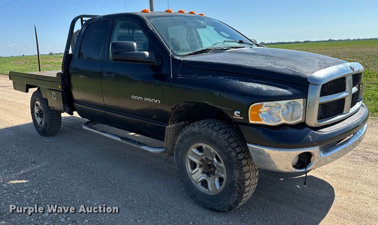 image for item NL9842 2004 Dodge Ram 2500 Quad Cab bale bed pickup truck