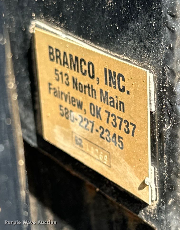 image for item NL9842 2004 Dodge Ram 2500 Quad Cab bale bed pickup truck