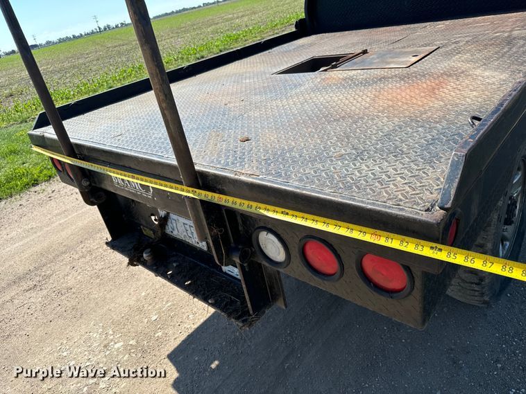 image for item NL9842 2004 Dodge Ram 2500 Quad Cab bale bed pickup truck