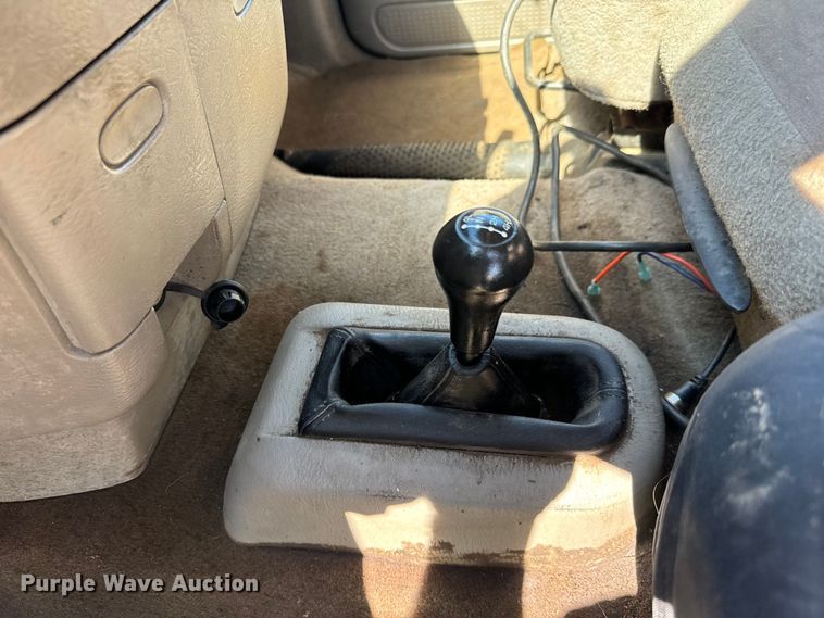 image for item NL9842 2004 Dodge Ram 2500 Quad Cab bale bed pickup truck