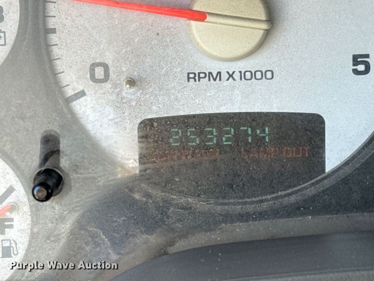 image for item NL9842 2004 Dodge Ram 2500 Quad Cab bale bed pickup truck