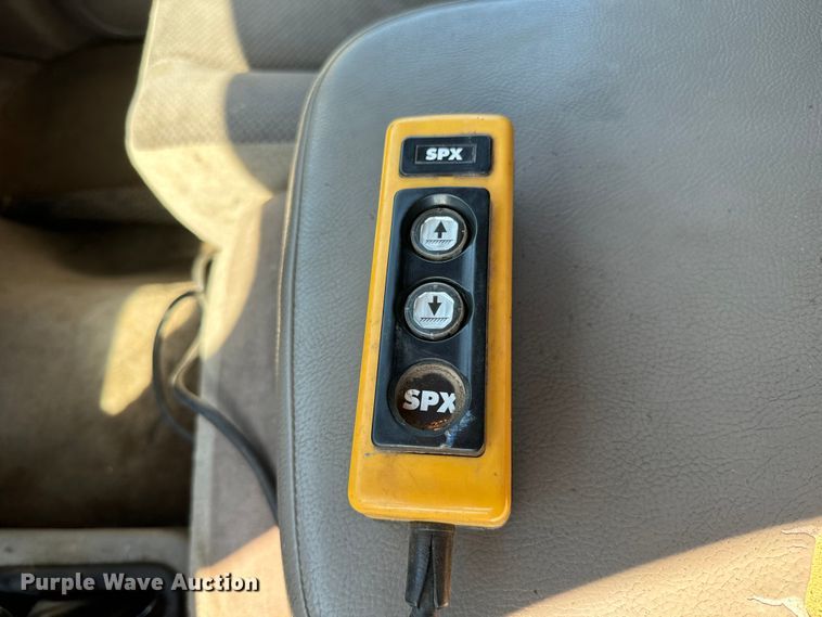 image for item NL9842 2004 Dodge Ram 2500 Quad Cab bale bed pickup truck