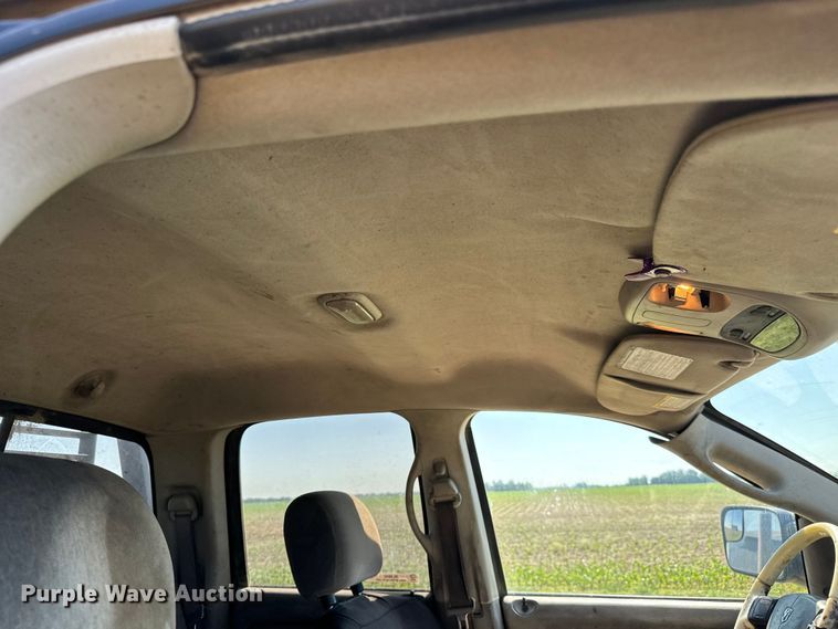 image for item NL9842 2004 Dodge Ram 2500 Quad Cab bale bed pickup truck