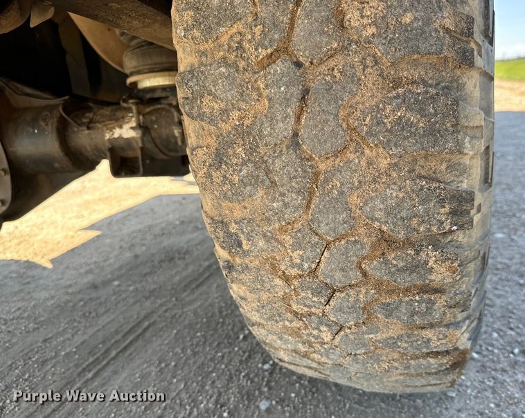 image for item NL9842 2004 Dodge Ram 2500 Quad Cab bale bed pickup truck