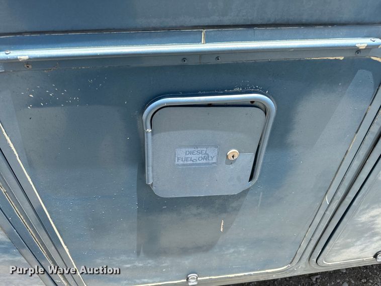 image for item NQ9645 1993 Monaco Dynasty  RV