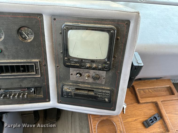 image for item NQ9645 1993 Monaco Dynasty  RV