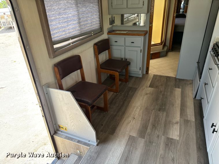 image for item NQ9645 1993 Monaco Dynasty  RV