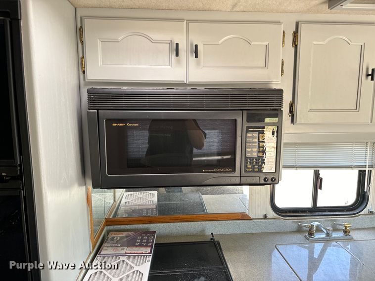 image for item NQ9645 1993 Monaco Dynasty  RV