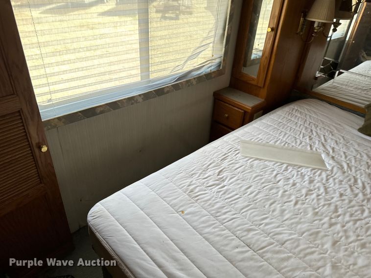 image for item NQ9645 1993 Monaco Dynasty  RV