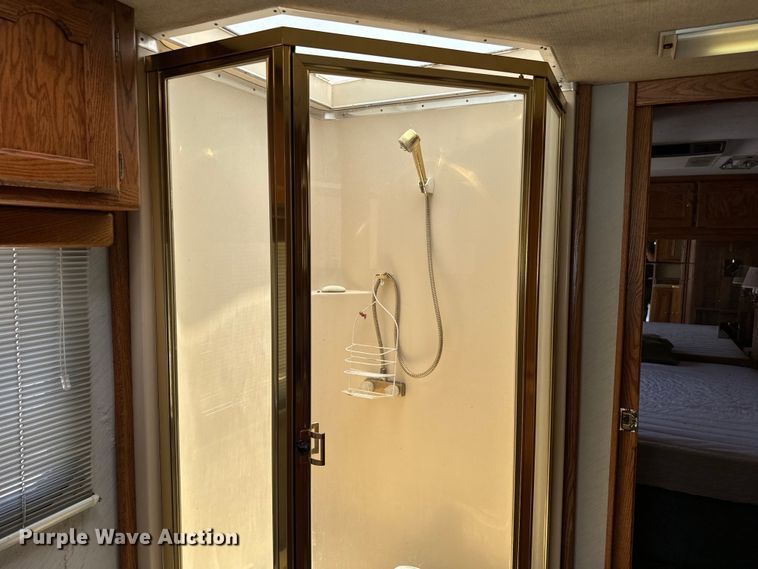 image for item NQ9645 1993 Monaco Dynasty  RV