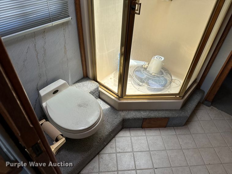 image for item NQ9645 1993 Monaco Dynasty  RV