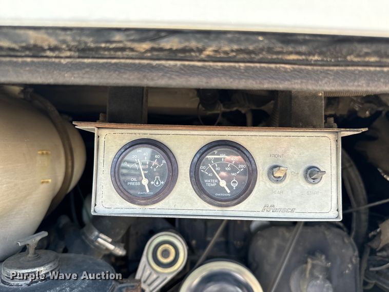 image for item NQ9645 1993 Monaco Dynasty  RV