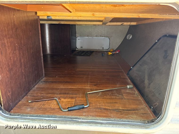 image for item NQ9661 2015 Forest River Salem camper