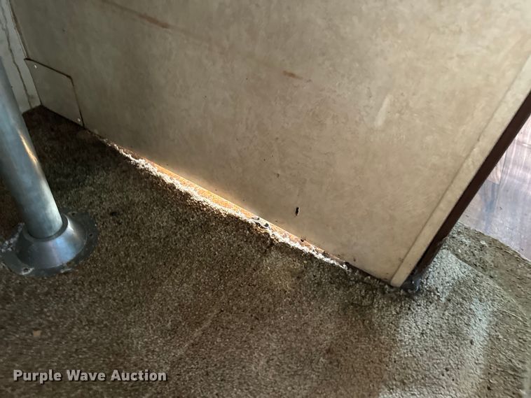 image for item NQ9661 2015 Forest River Salem camper