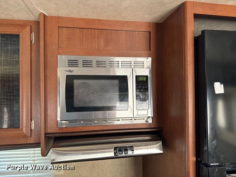 image for item NQ9661 2015 Forest River Salem camper