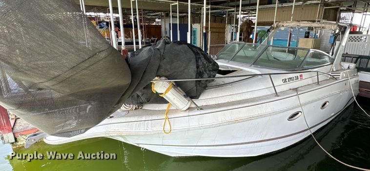 image for item NQ9663 1998 Larson 290 Cabrio  boat