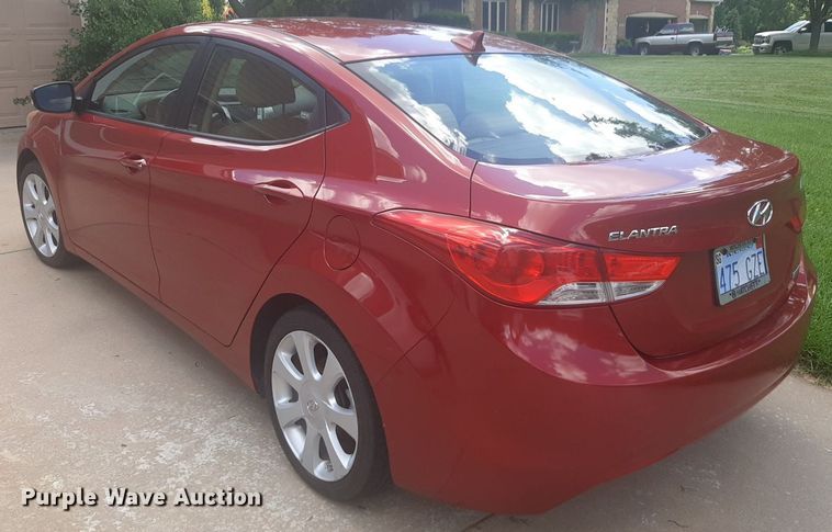 image for item NU9806 2013 Hyundai Elantra  