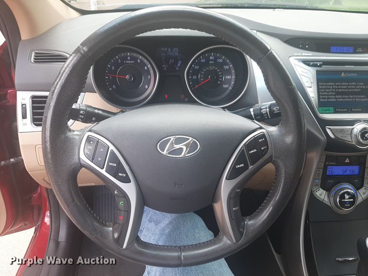 image for item NU9806 2013 Hyundai Elantra  