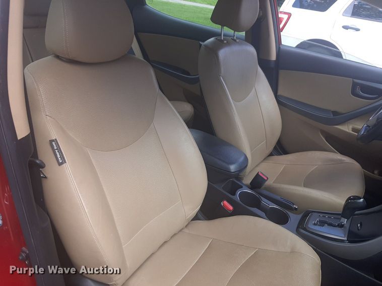 image for item NU9806 2013 Hyundai Elantra  