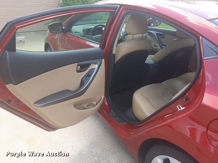 image for item NU9806 2013 Hyundai Elantra  