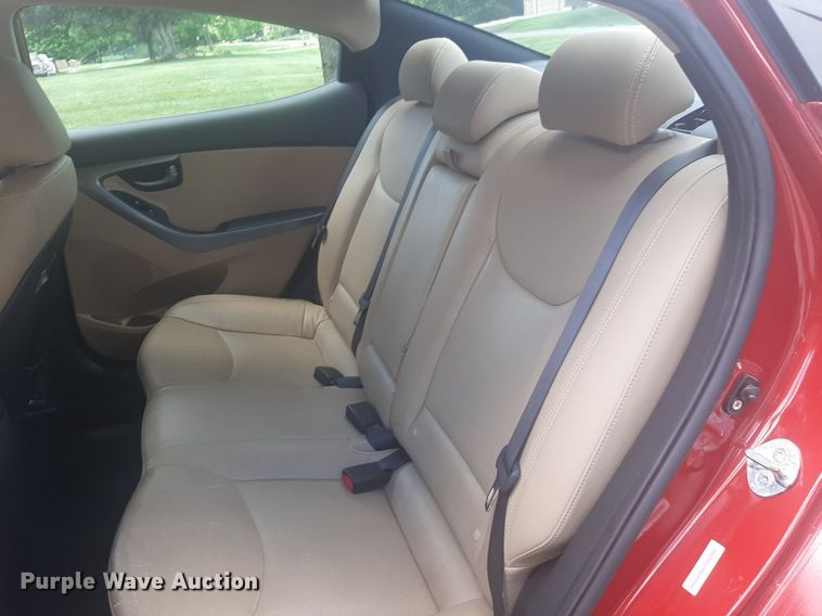 image for item NU9806 2013 Hyundai Elantra  