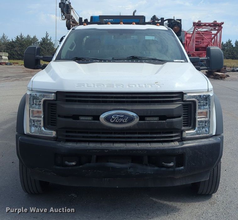 image for item NW9505 2018 Ford F550 Super Duty utility / service truck