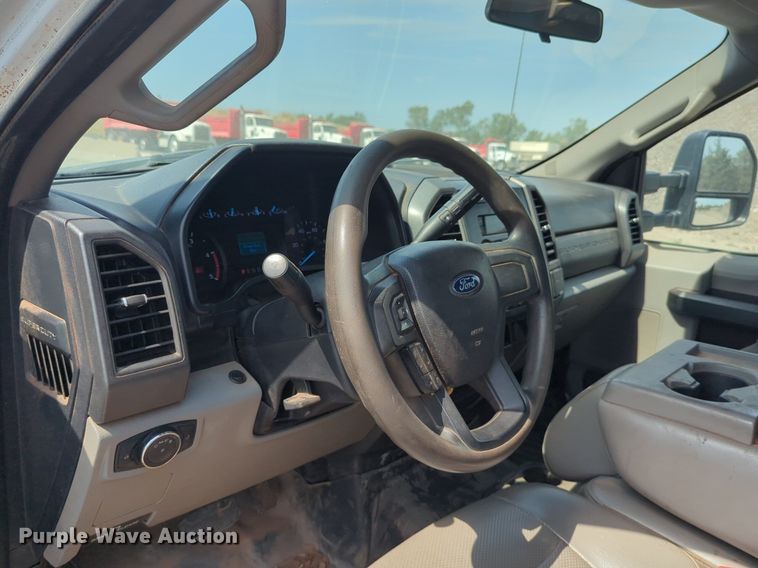 image for item NW9505 2018 Ford F550 Super Duty utility / service truck